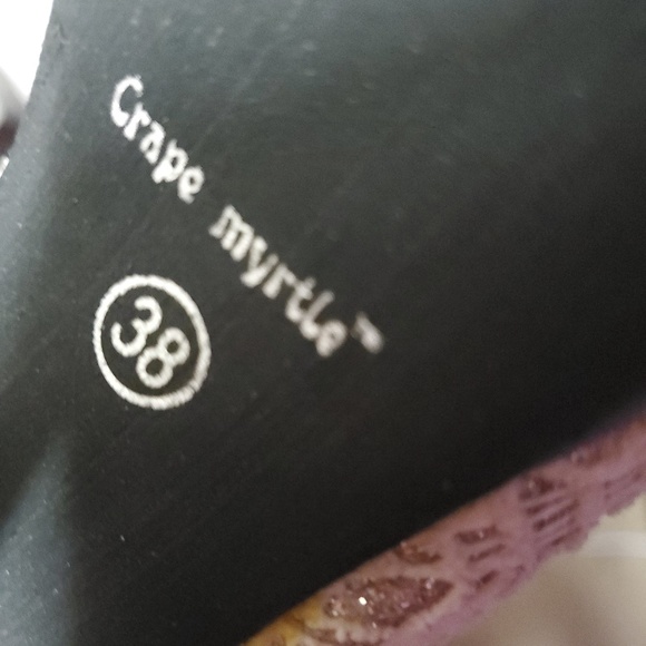 Thick Heeled Booties - Picture 4 of 4